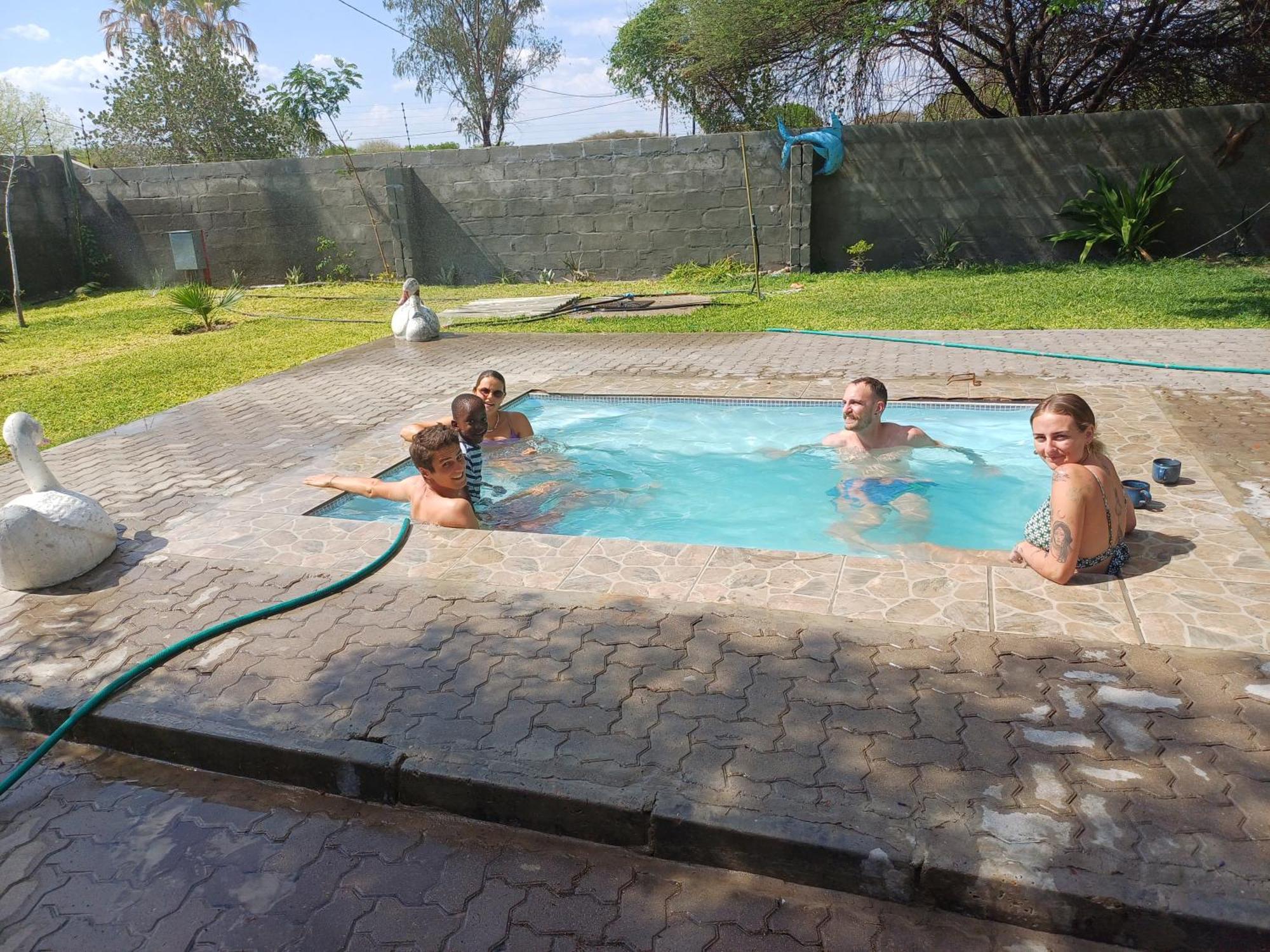 Golentle Home Stay Maun Exteriér fotografie